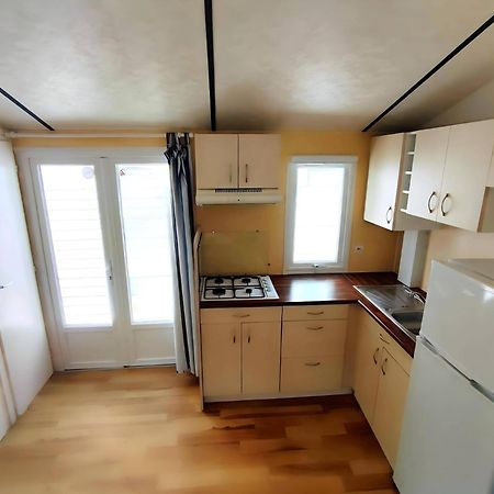 Camping Des Bains Saint-Honoré Esterno foto