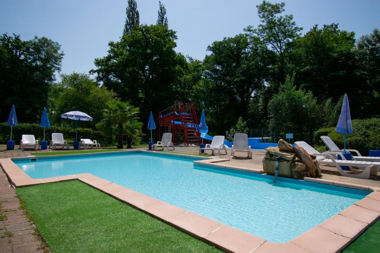Camping Des Bains Saint-Honoré Esterno foto