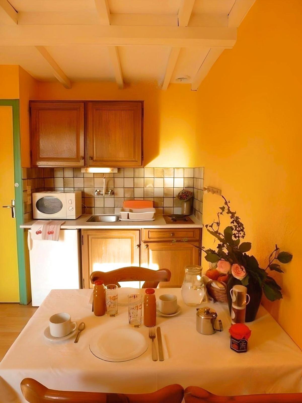 Camping Des Bains Saint-Honoré Esterno foto