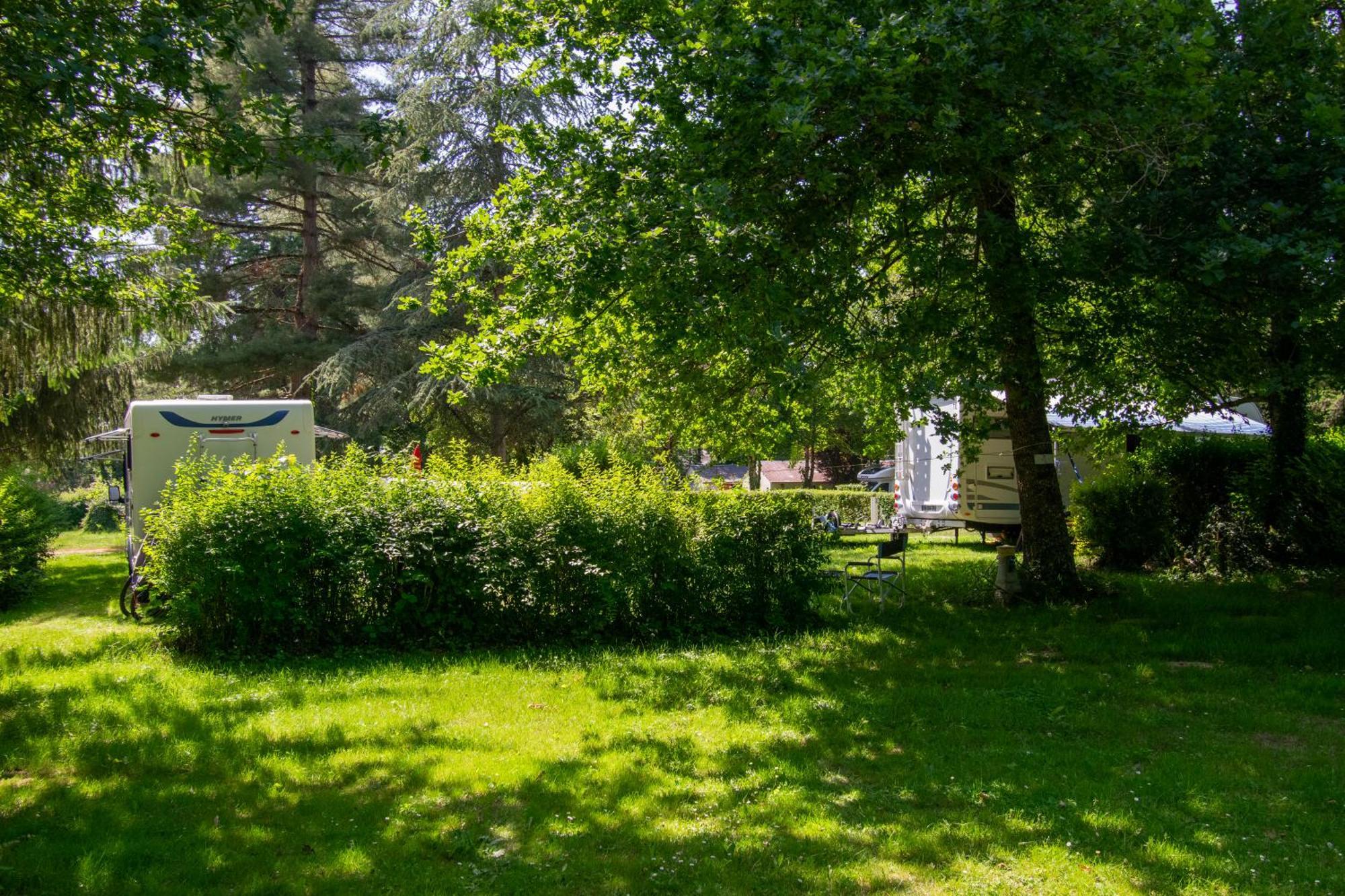 Camping Des Bains Saint-Honoré Esterno foto